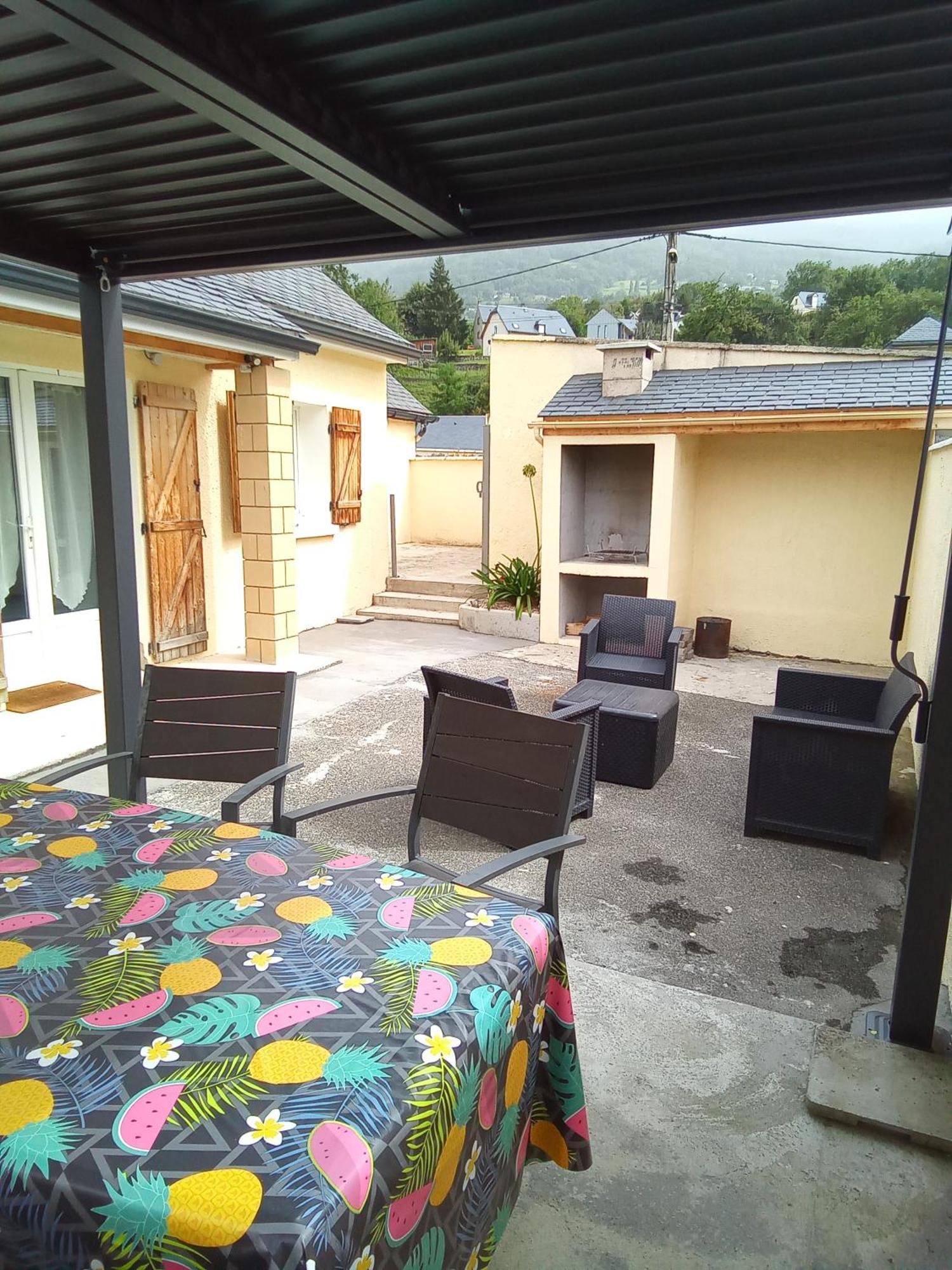 Gites De La Vallee Des Gaves Prechac  Exterior photo